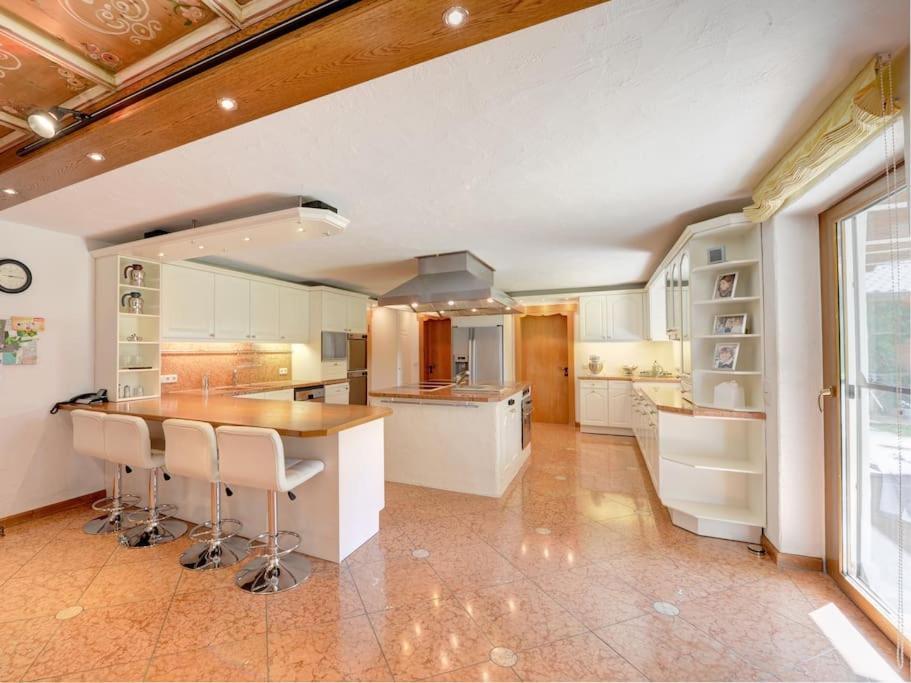 פלדקירכן-וסטרהאם Whole Villa Munich, Alps View, Quiet And Spacious מראה חיצוני תמונה